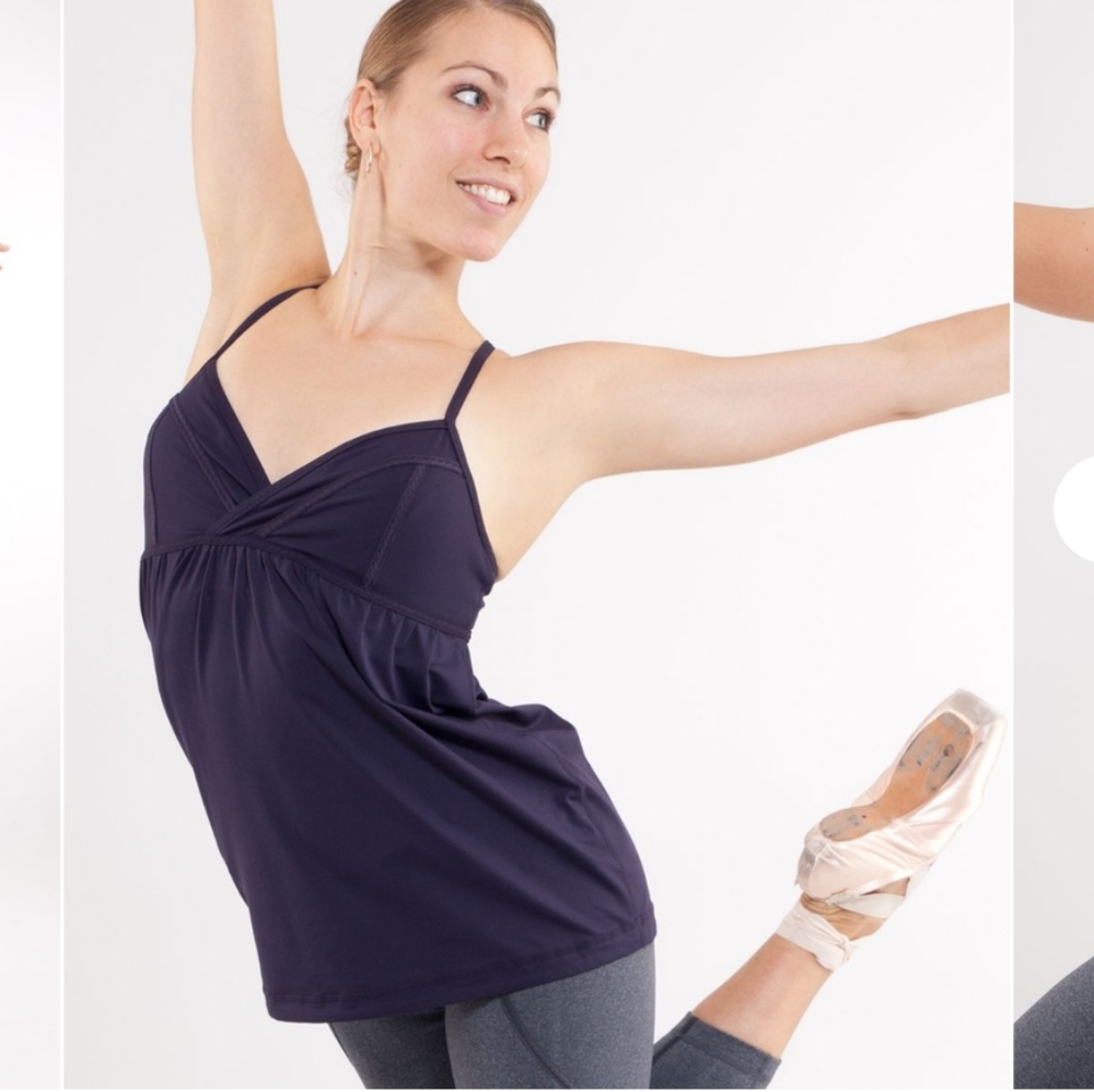 Lululemon rehearsal tank